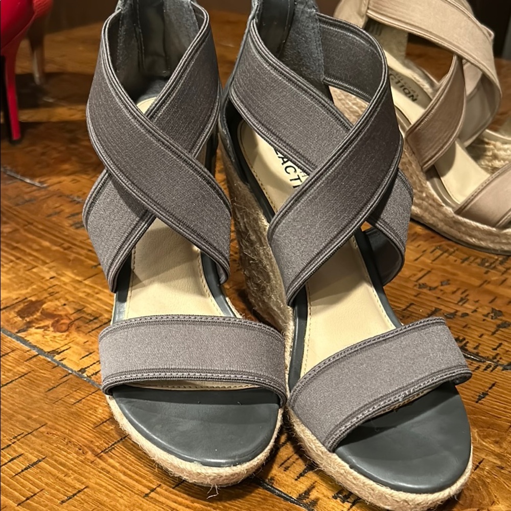 Kenneth Cole Reaction Gray Wedge Sandals